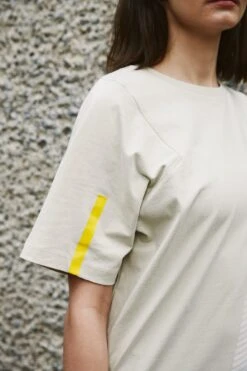 Concrete Utopia T-shirt By Apparel & Lovers -Books Store 191112 BARBICAN 01 122